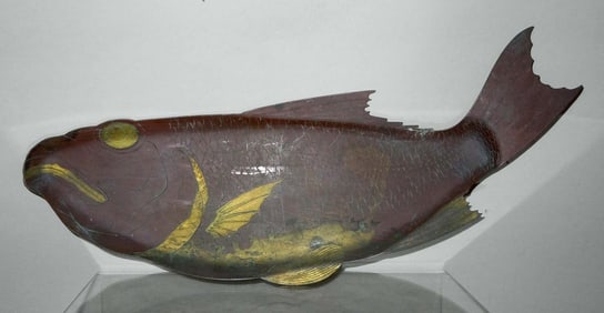 JAPAN, MEIJI COPPER AND GOLD KOI FISH CALLING CARD TRAY Provenance Private Collection, NYC