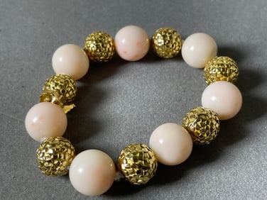 18K GOLD GEOMETRIC CUBE & ANGEL SKIN PINK CORAL GEMSTONE BEAD BRACELET 7 In. 53.3 Gr. A Stunning