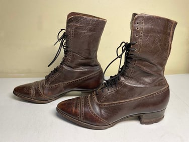 LADIES 19TH CENTURY VICTORIAN LEATHER BOOTS SHOES, HAND STITCHED Beautifully aged, brown leather