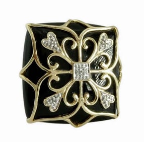 14K YELLOW GOLD PAVE DIAMOND ONYX SQUARE CLOVER HEARTS STATEMENT RING marked ''14K''. Comes with as