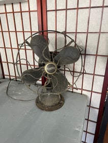 MACHINE AGE ART DECO WESTINGHOUSE TABLE FAN (Prop/Parts) Circa 1930 Not working, being offered as