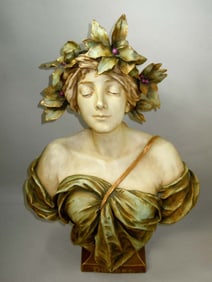 ART NOUVEAU CERAMIC AMPHORA FEMALE BUST DAPHNE BY ERNST WAHLISS TURN-TEPLITZ BOHEMIA AUSTRIA CIRCA