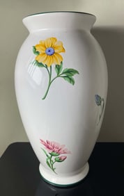 TIFFANY & Co FLORAL PORCELAIN VASE 10.5 IN. SINTRA PATTERN CERAMIC PORTUGAL DETAILS: - SIZE: