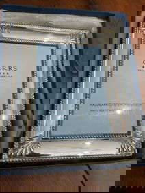 CARRS SHEFFIELD ENGLAND STERLING SILVER PICTURE FRAME w/ BOX Like new with the box, blue felt