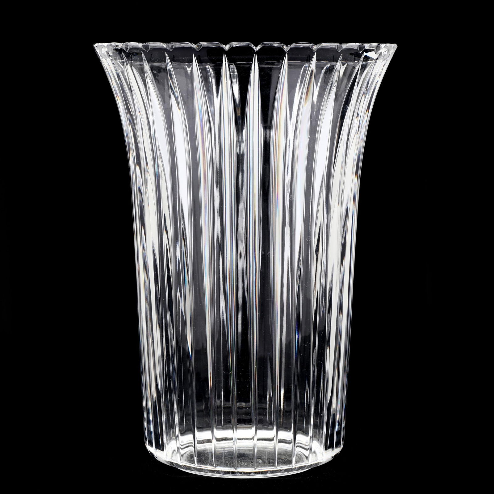 TIFFANY & Co. CUT CRYSTAL VASE CYLINDRICAL FORM w FLARED MOUTH    Tiffany & Co. Cut Crystal Vase (1 of 6)