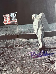 BUZZ ALDRIN AUTOGRAPH TRANQUILITY BASE - THE LUNAR MODULE NASA PHOTO SIGNED    This Tranquility Base