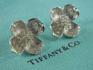 TIFFANY & Co. STERLING SILVER DOGWOOD EARRINGS EAR CLIP     Marked 'Tiffany & Co 925', comes