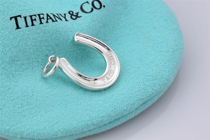 TIFFANY & CO. 1837 STERLING SILVER HORSESHOE CHARM PENDANT w POUCH & BOX    A Nice Tiffany & Co.