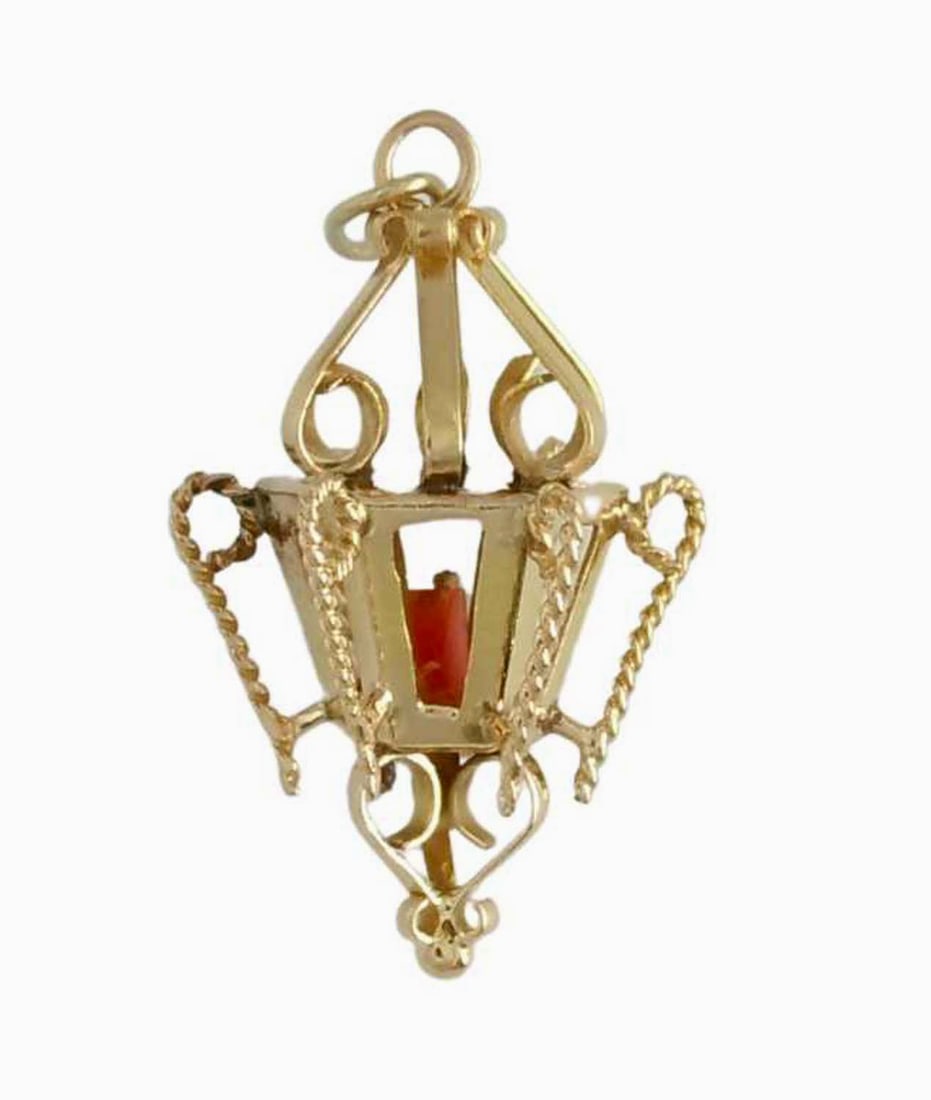 14K GOLD & CARNELIAN CARRIAGE GAS LANTERN LAMP PENDANT CHARM (1 of 6)