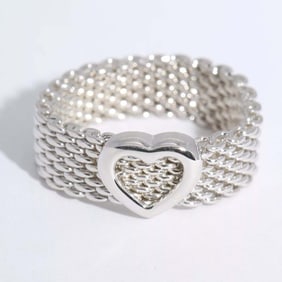 VINTAGE TIFFANY & CO. STERLING SILVER SOMERSET MESH WEAVE HEART RING   Marked ''(c) T&Co. 925''