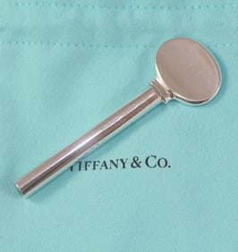 TIFFANY & CO. STERLING SILVER LONG TOOTHPASTE KEY TUBE SQUEEZER w/ POUCH and BOX   Marked,