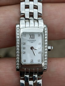 LADIES LONGINES DOLCE VITA STAINLESS MOP DIAMOND DIAL WATCH    A Stunning Longines Dolce Vita