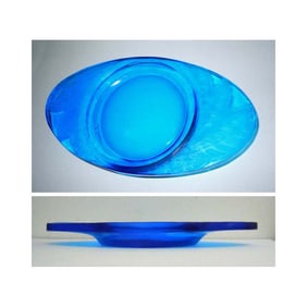 1924 RENE LALIQUE GLASS FEUILLES ELECTRIC BLUE TRAY   A Rare early Rene Lalique Electric blue Glass