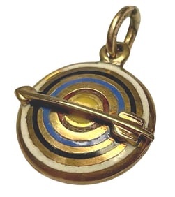 14K YELLOW GOLD ARCHERY TARGET CHARM, MULTI COLOR ENAMEL BULLSEYE PENDANT Marked 14kt, would make