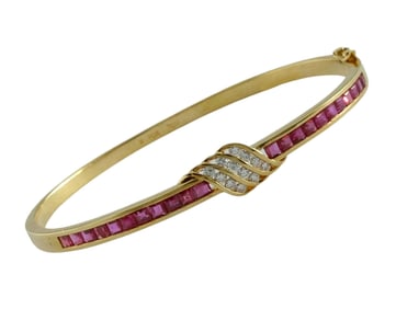 18K GOLD DIAMOND 1.3Ct PRINCES CUT RUBY BANGLE BRACELET    A Stunning 18K Yellow Gold 0.60ct