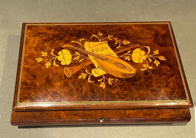 SATIN INLAY SCHNEIDER SWISS MUSIC TRINKET JEWELRY BOX BEETHOVEN 5th SYMPHONY   A Fine Swiss Satin