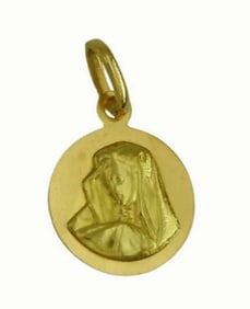 18K YELLOW GOLD HIGH RELIEF VIRGIN MARY PENDANT SATIN & POLISHED FINISH 750  DETAILS:  - Marked