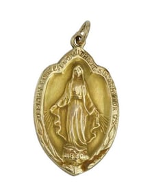 10K YELLOW GOLD HIGH RELIEF VIRGIN MARY PENDANT SATIN & POLISHED FINISH  DETAILS:  - Marked