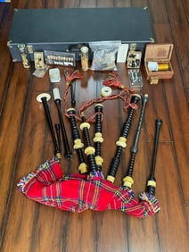 1940S BAKELITE SCOTTISH HIGHLAND BAGPIPES ROYAL STEWART TARTAN    Vintage 1940s Bakelite Scottish
