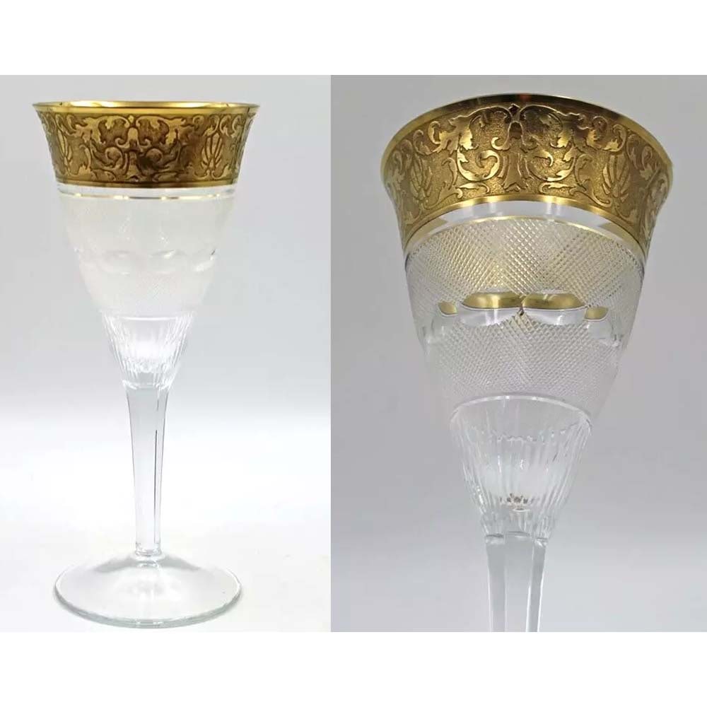 A Pair of MOSER CRYSTAL 'SPLENDID GOLD' PATTERN WATER GOBLET / RED WINE 8 5/8 IN. GLASS: A Pair of MOSER CRYSTAL 'SPLENDID GOLD' PATTERN WATER GOBLET / RED WINE 8 5/8 IN. GLASSMouthblown, hand-cut crystal glass, gilded by 24-carat gold, hand made in Czechoslovakia. DETAILS: - SIZE: 8-5/