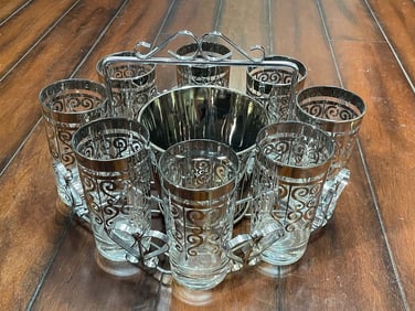 Set of 8 MCM SILVER HIGHBALL COCKTAIL GLASSES AND ICE BUCKET GLASSES IN HEART MOTIF CHROME CARRIER