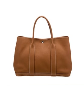 HERMES NEGONDA GARDEN PARTY 36 CALFSKIN TOTE PALLADIUM HARDWARE, Circa 2018 The interior is lined