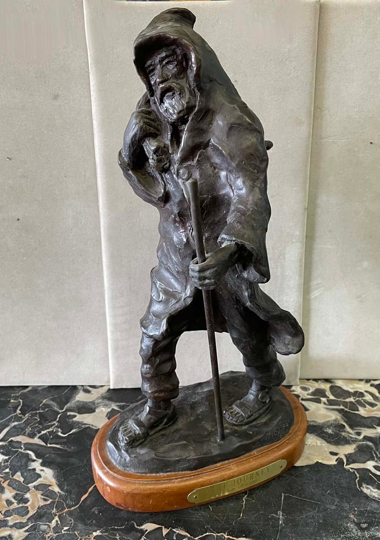 TOM KNAPP 'THE JOURNEY' BRONZE SCULPTURE 10/24 1977 (c) REX ARROWSMITH Tom Knapp American,: TOM KNAPP 'THE JOURNEY' BRONZE SCULPTURE 10/24 1977 (c) REX ARROWSMITH Tom Knapp American, 1925-2016 The Journey Cast Bronze Signed: Tom Knapp (Base edge) Titled: 'THE JOURNEY' Numbered: 10/24 Dated: 