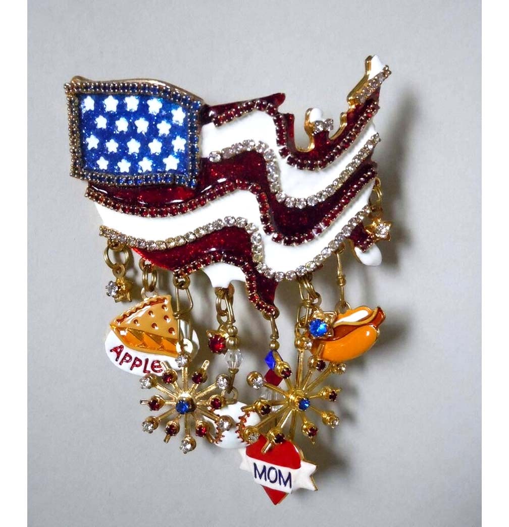 LUNCH AT THE RITZ LATR2GO AMERICAN FLAG PIN LATR 2GO USA PENDANT BROOCH A Stunning Vintage Lunch (1 of 3)