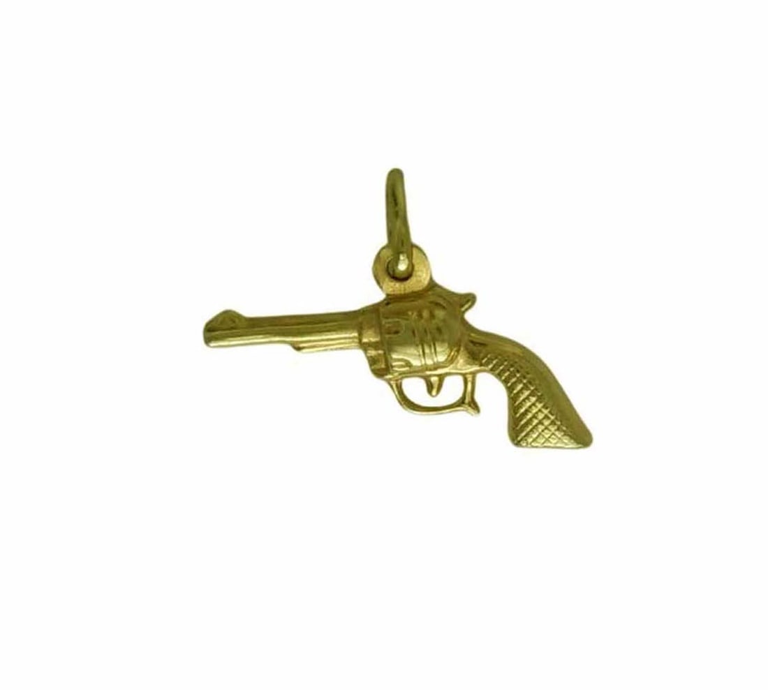ITALIAN 14Kt GOLD REVOLVER PISTOL GUN PENDANT CHARM 14kt Gold Revolver Pistol Gun Pendant Charm,: ITALIAN 14Kt GOLD REVOLVER PISTOL GUN PENDANT CHARM 14kt Gold Revolver Pistol Gun Pendant Charm, marked, ''14K ITALY'' with stunning high relief detail this pendant would make a great gift or addition