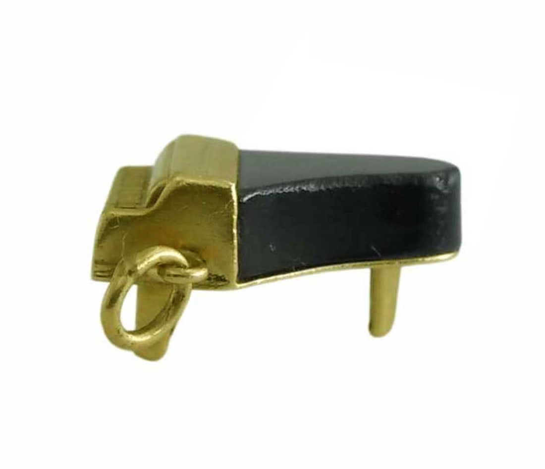 VINTAGE TWO TONE 14KT GOLD & EBONY 3D CONCERT GRAND PIANO CHARM PENDANT Outstanding Vintage: VINTAGE TWO TONE 14KT GOLD & EBONY 3D CONCERT GRAND PIANO CHARM PENDANT Outstanding Vintage Vintage Two Tone 14Kt Gold & Ebony 3D Concert Grand Piano Charm Pendant, marked ''14K'', with superb high re