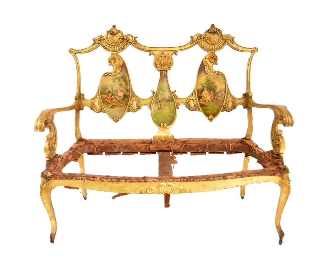 A LOUIS XV AND VERNIS MARTIN-STYLE GILTWOOD SETTEE Late 19th century / early 20th century The: A LOUIS XV AND VERNIS MARTIN-STYLE GILTWOOD SETTEE Late 19th century / early 20th century The pierced scrolled -back centered by 3 Vernis Martin panel(s) painted with a courting scene of figures in a 