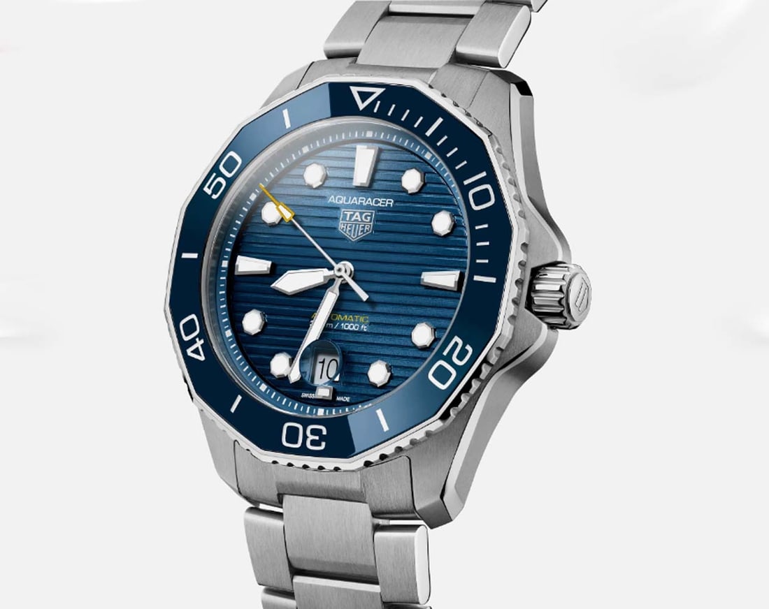 TAG HEUER AQUARACER CALIBRE 5 AUTO 43MM SS MEN'S WATCH WBP201B BLUE DIAL 300M AUTOMATIC DIVE WATCH (1 of 5)