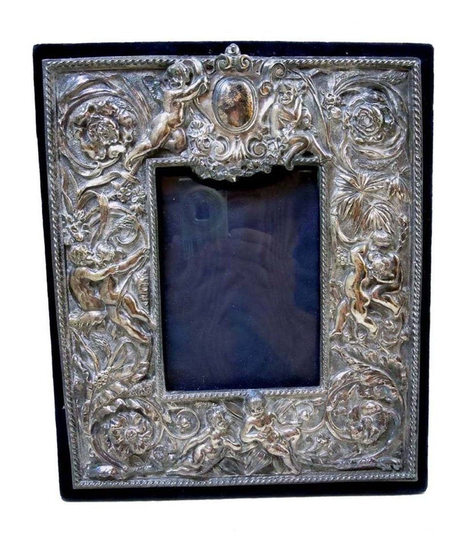 19C VICTORIAN REPOUSSE STERLING SILVER PICTURE FRAME ANGELS PUTI An outstanding antique 19th (1 of 5)