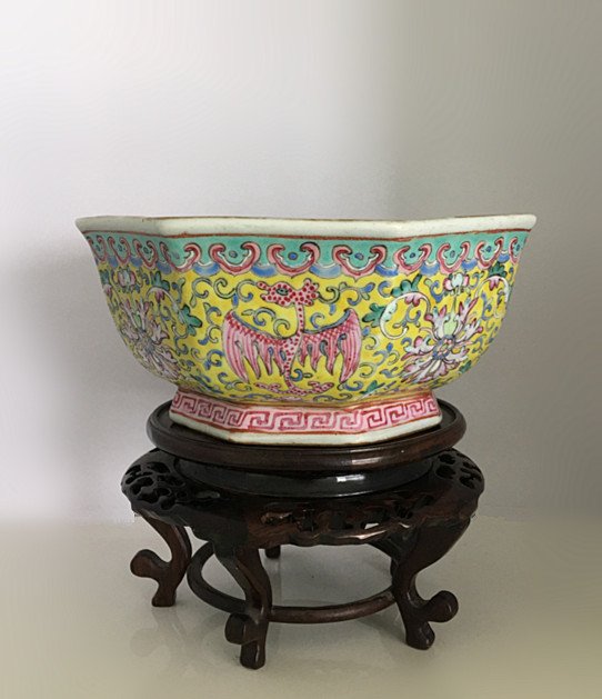 Antique Chinese Yellow Grounded Famille Rose Bowl (1 of 6)