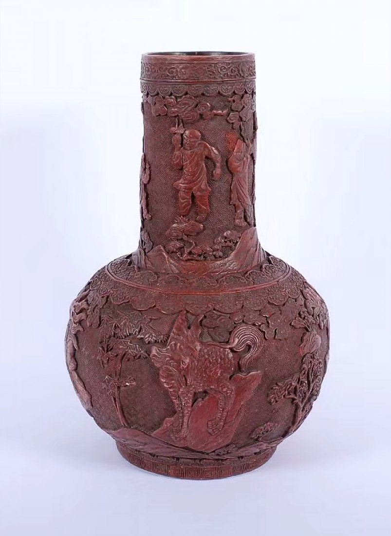 large Antique Chinese lacquered Tianqiu Vase: Rare Large Antique Chinese lacquered Tianqiu Vase with generals images of martial arts , tiny damage to the lacquer ( please refer to the picture )19th century , Dao Guang period , 33 CM in height , a