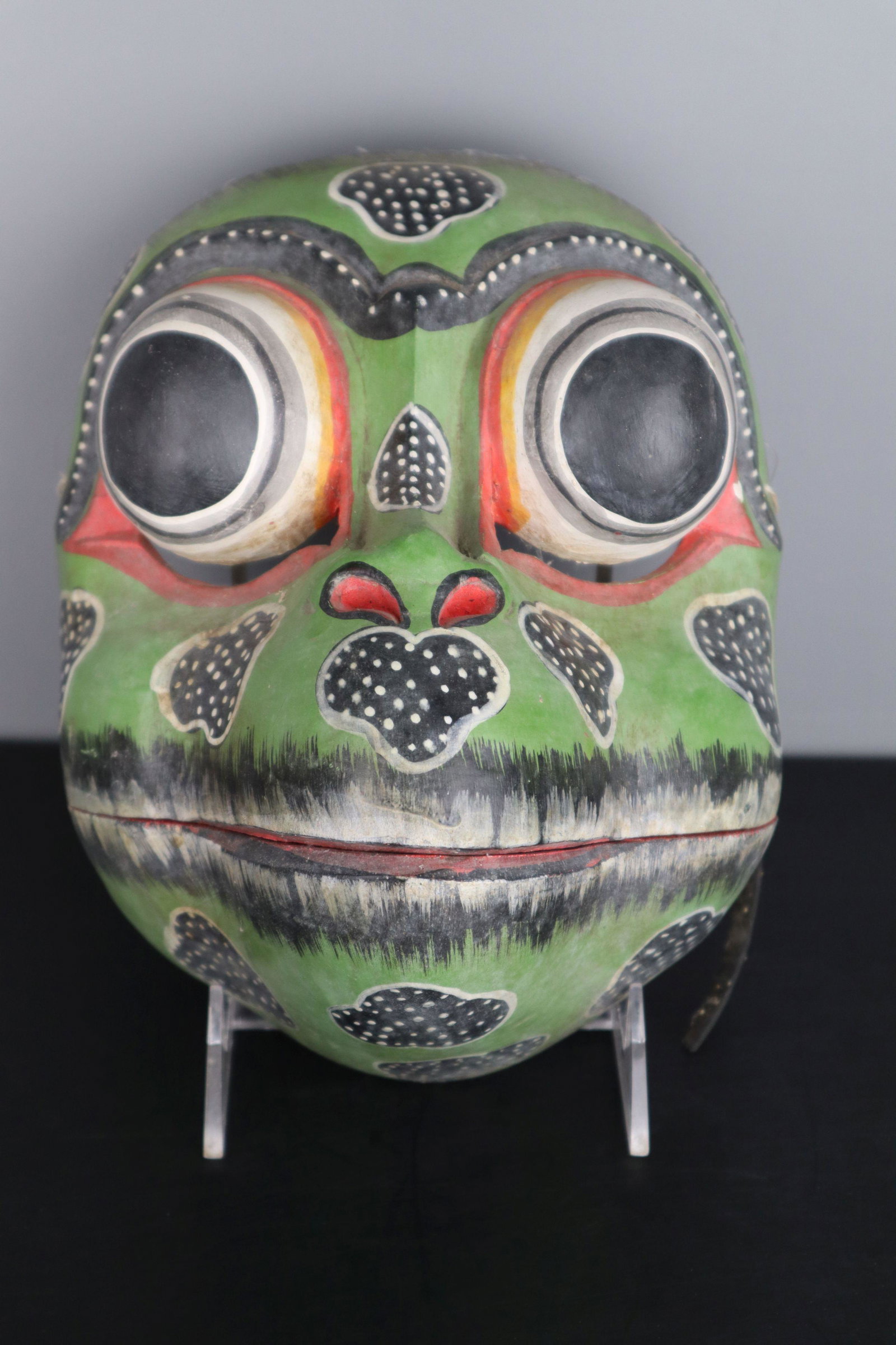 INDONESIAN PAINTED AND CARVED WOODEN FROG HEAD MASK WALL DECORATION, 7X8X5"H: Indonesian Painted And Carved Wooden Frog Head Mask Wall Decoration, 7X8X5"H