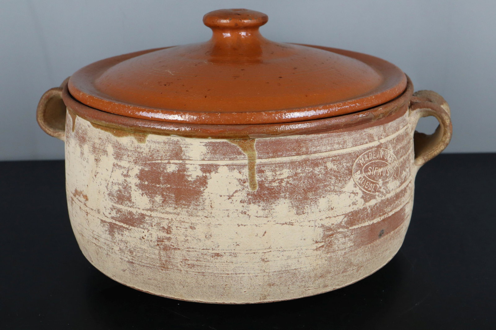 SIFNOS TERRACOTTA DUTCH OVEN, GREECE, 11-3/4X9-5/8X5-1/4, LID 9-1/2X2", 6#.: Sifnos Terracotta Dutch Oven, Greece, 11-3/4X9-5/8X5-1/4, Lid 9-1/2X2", 6#.