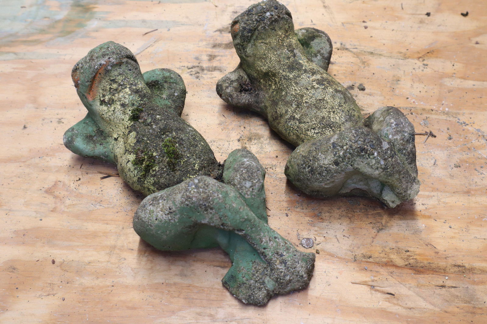 CAST CONCRETE RECLINING FROGS, 4X8.5X3.5", APPROX. 5# EACH.: Cast Concrete Reclining Frogs, 4X8.5X3.5", Approx. 5# Each.