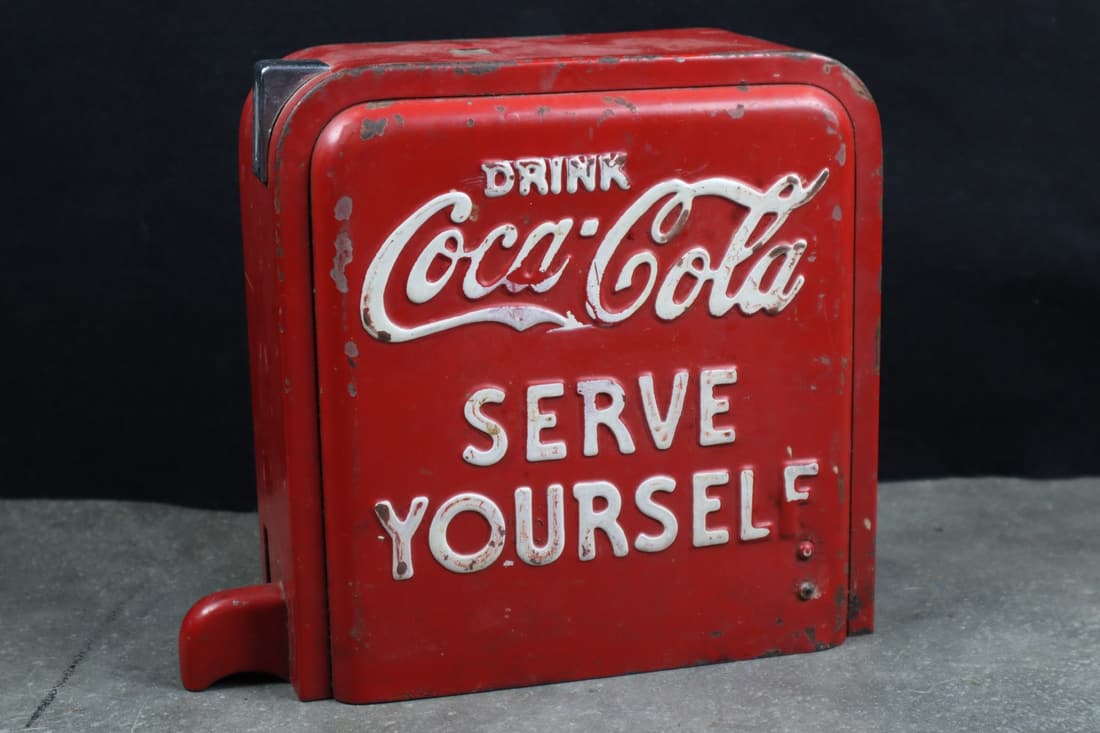 COCA COLA SPIN TOP VENDING MACHINE COIN BOX, 9.5X4.25X8.5" (1 of 4)