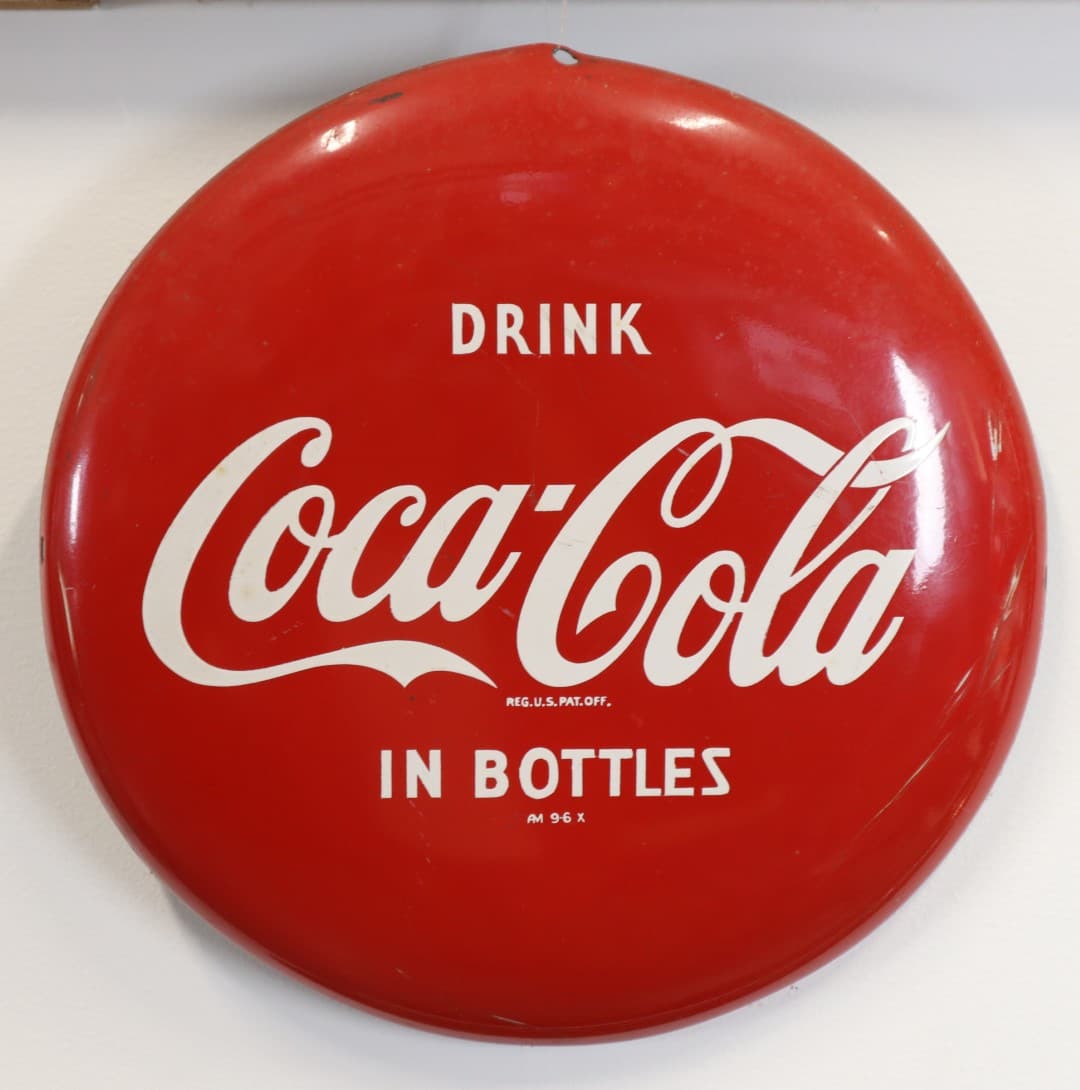 12" DRINK COCA COLA IN BOTTLES METAL ROUND BUTTON SIGN, AM 9-6X (1 of 6)