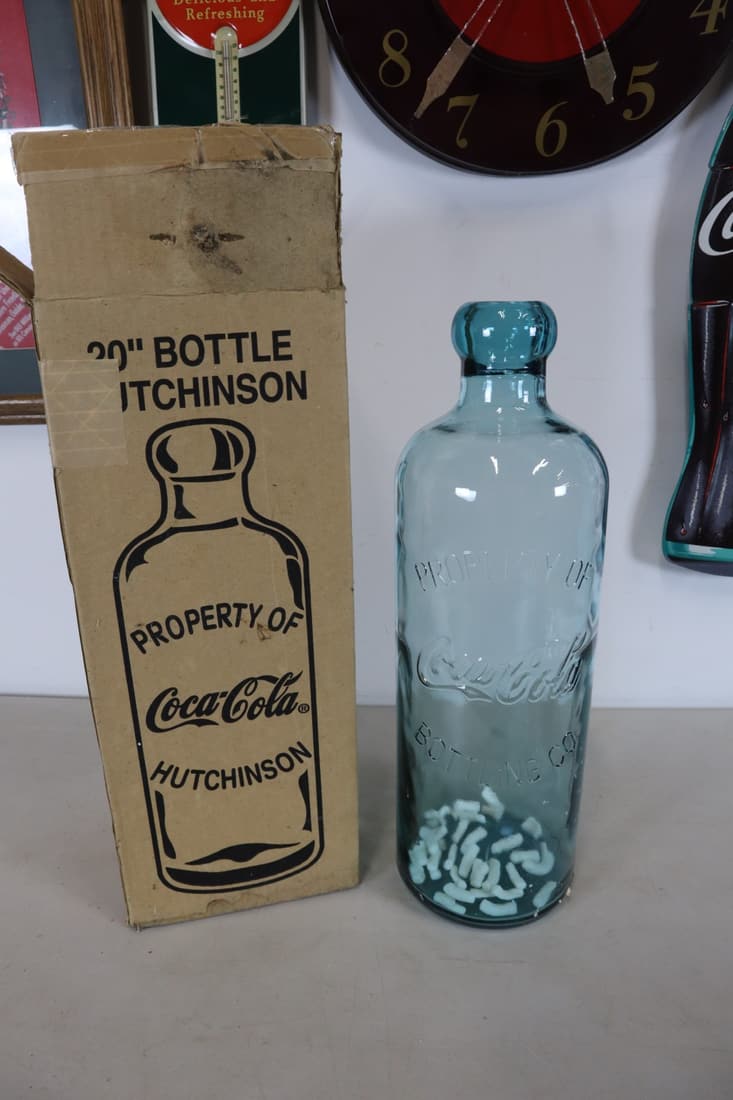 20" COCA COLA GLASS HUTCHINSON BOTTLE WITH BOX.: 20" COCA COLA GLASS HUTCHINSON BOTTLE WITH BOX.