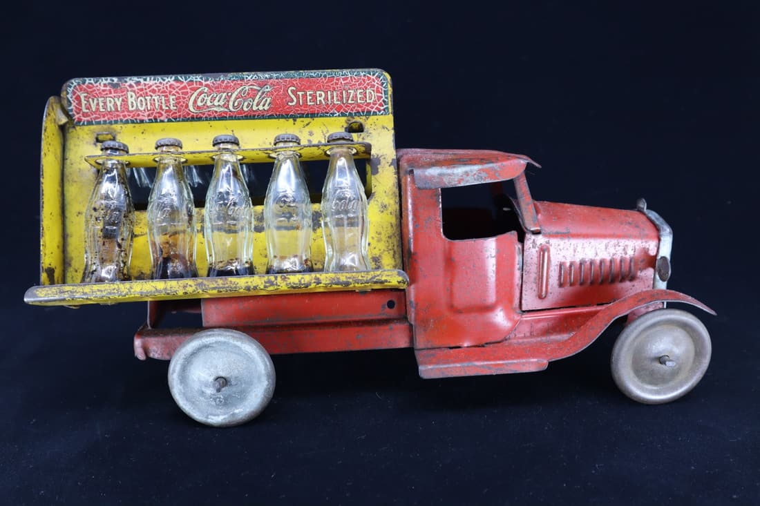 1930'S METALCRAFT CORP PRESSED STEEL DELIVERY TRUCK, 11X5.75": 1930'S METALCRAFT CORP PRESSED STEEL DELIVERY TRUCK, 11X5.75"