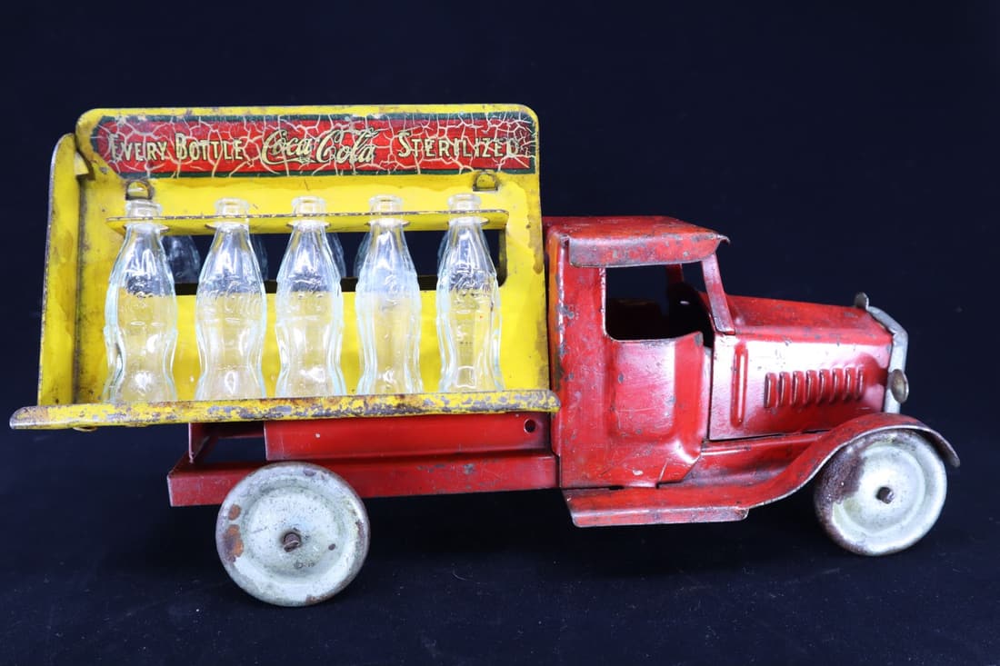1930'S METALCRAFT CORP PRESSED STEEL DELIVERY TRUCK, 11X5.75": 1930'S METALCRAFT CORP PRESSED STEEL DELIVERY TRUCK, 11X5.75"