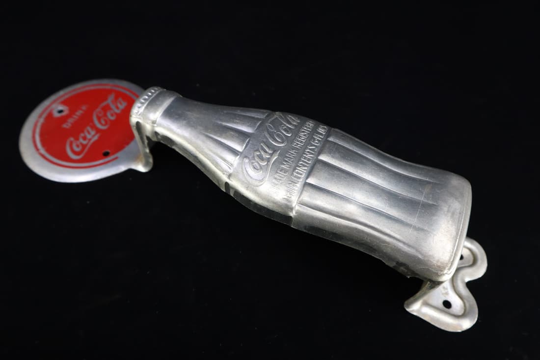 MIRO-FLEX CO. COCA COLA BOTTLE DOOR HANDLE MOLDED ALUMINUM, 7.5" (1 of 6)