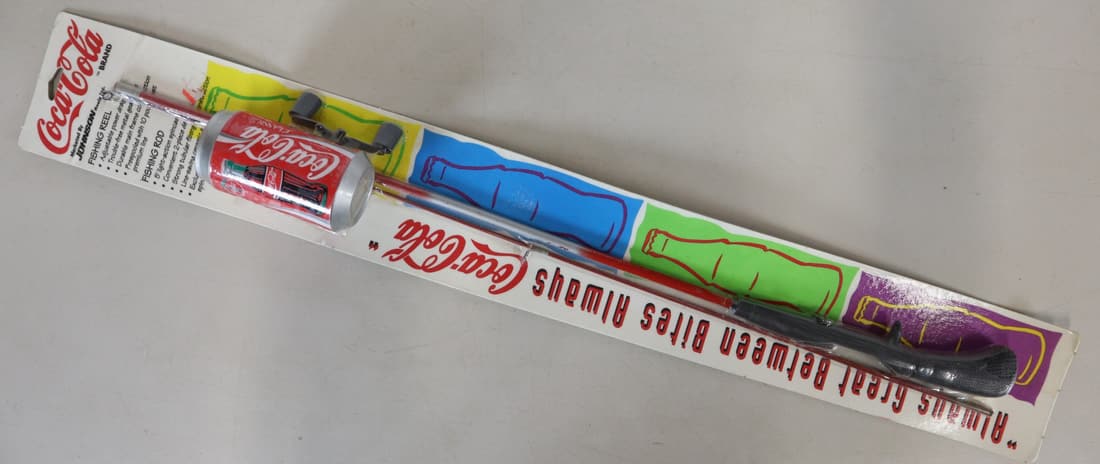 1995 COCA COLA JOHNSON FISHING REEL AND ROD, NEW ON CARD. (1 of 4)