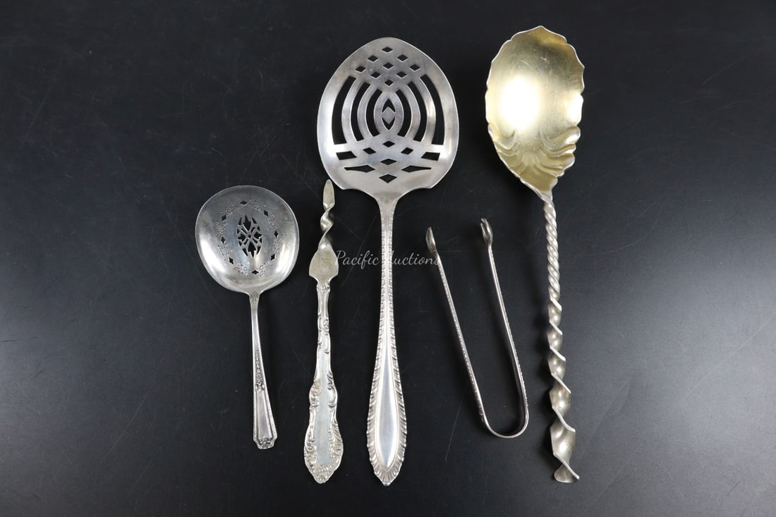 FIVE STERLING SILVER FLATWARE; TOWLE LOUIS XIV SLOTTED TEASPOON, TOWLE TONGS, TOWLE OLD ENGLISH BUTT (1 of 4)