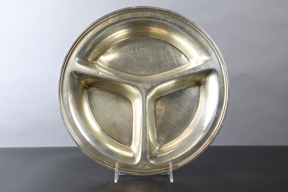 STERLING SILVER ROUND DIVIDED SERVING DISH, GORHAM ENO, 12-3/8 X 1-3/4, 826 GRAMS, MONOGRAM VMM (1 of 6)
