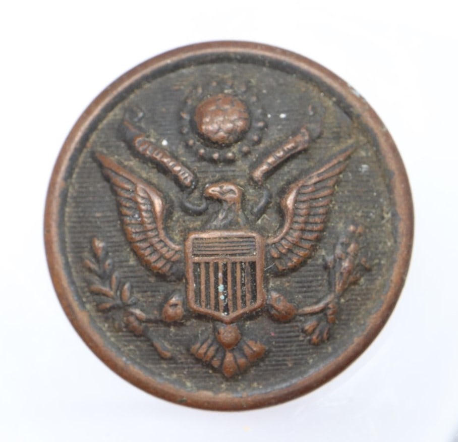WWI US ARMY ENLISTED MILITARY BUTTON, NY BUTTON WORKS (1 of 2)