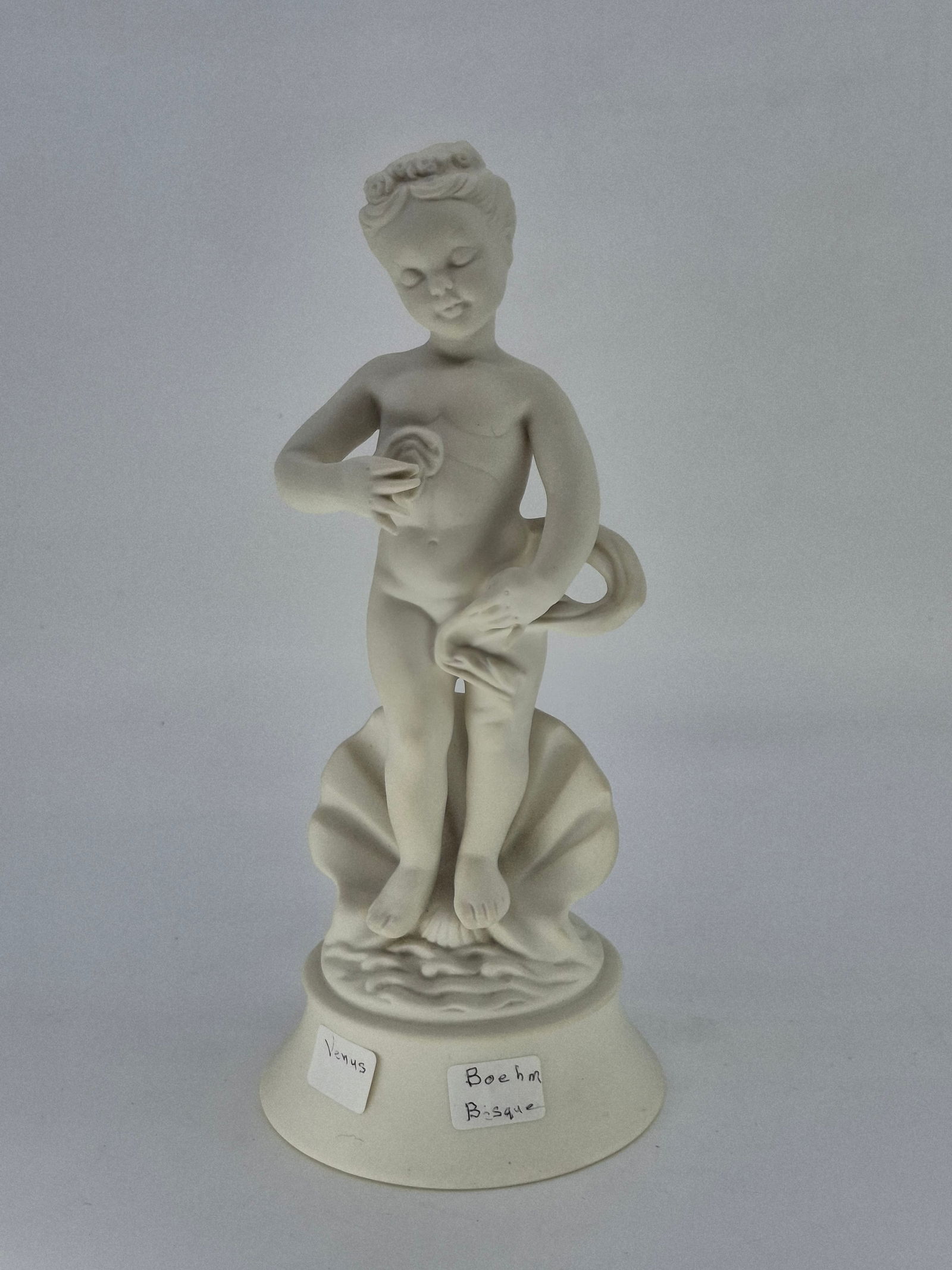 BOEHM BISQUE VENUS, 8"H: DESCRIPTION: BOEHM BISQUE VENUS, 8"H. CONDITION: Please See Photos For Condition. Condition Is Commensurate With Age And Use. We Aim To Take Additional Photos Of Any Noticeable Damage Or Defect. Pleas
