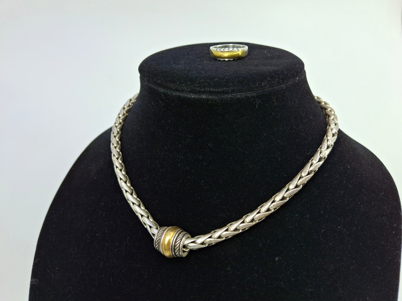 BYZANTINE SILVER NECKLACE WITH SLIDER, TESTED POSITIVE FOR SILVER, 16", 71.18 GR. AND MEXICAN 925 SI: DESCRIPTION: BYZANTINE SILVER NECKLACE WITH SLIDER, TESTED POSITIVE FOR SILVER, 16", 71.18 GR. AND MEXICAN 925 SILVER RING, SZ.9, 7.05 GR.. CONDITION: Please See Photos For Condition. Condition Is Com